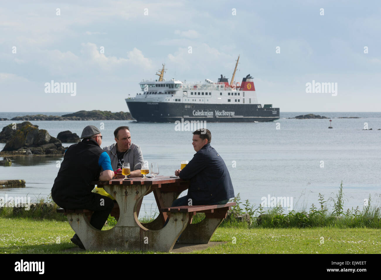 mv finlaggan calmac caledonian macbrayne ferry car port ellen kennacraig toute Stock Photo