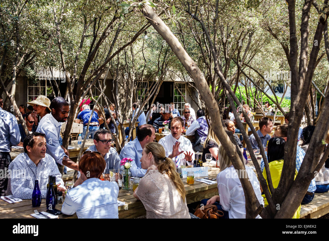 Canteen Staff High Resolution Stock Photography and Images Alamy
