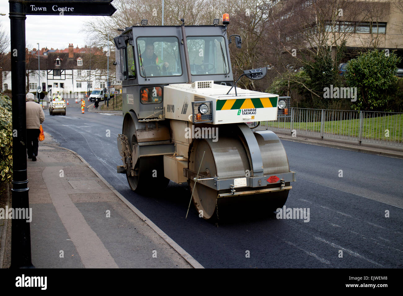 Tarmac road roller hires stock photography and images Alamy