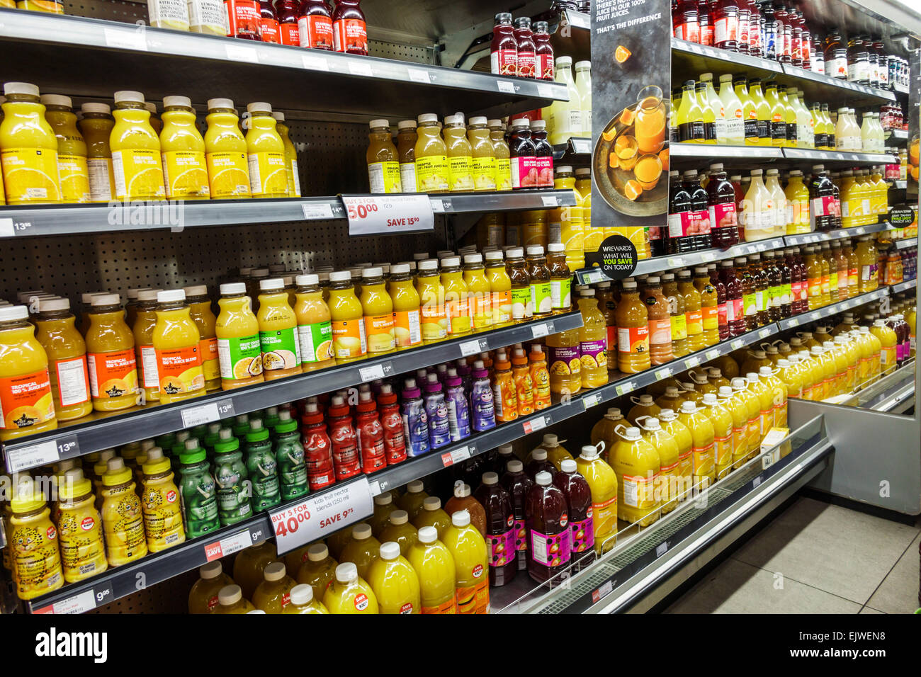 Rosebank Mall In Johannesburg Hi res Stock Photography And Images Alamy