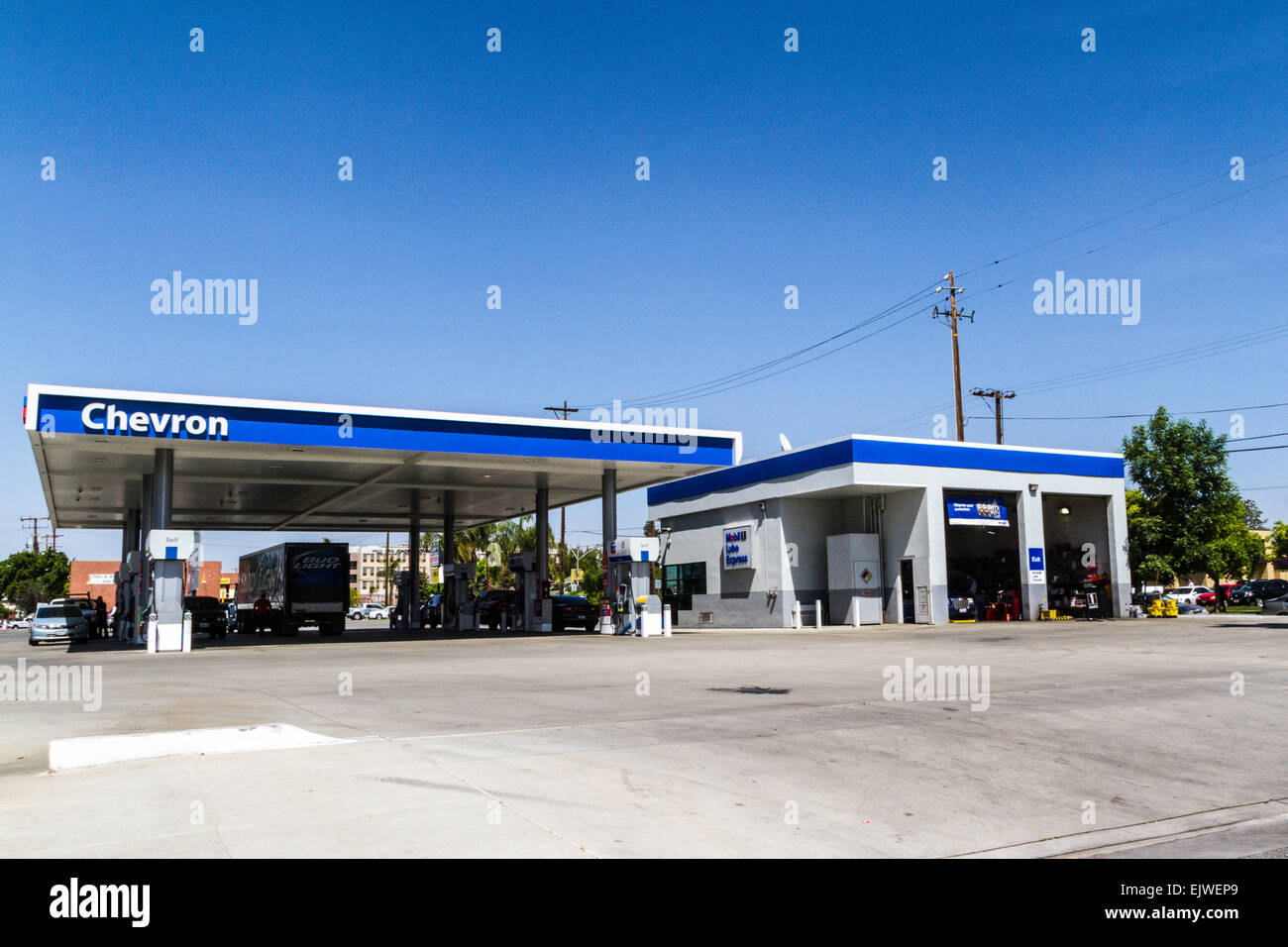 A Chevron gas station in Bakerfield California USA Stock Photo Alamy