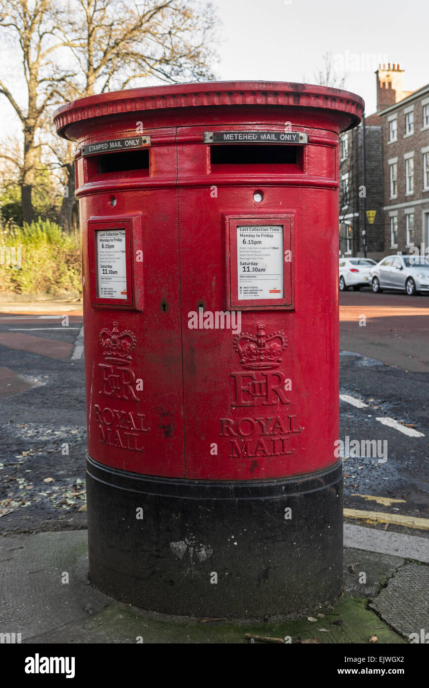 Red post box at Sandyford in Newcastle upon Tyne Stock Photo Alamy