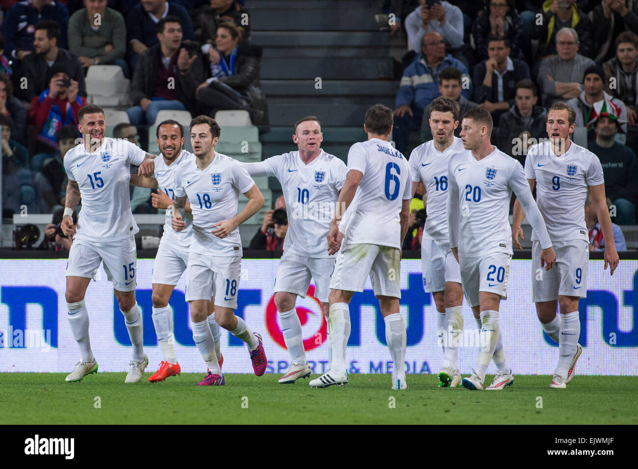 Turin, Italy. 31st Mar, 2015. England team group (ENG) Football/Soccer : Andorra Townsend (2L) of England celebrates his goal during the International Friendly match between Italy 1-1 England at Juventus Stadium in Turin, Italy . © Maurizio Borsari/AFLO/Alamy Live News Stock Photo