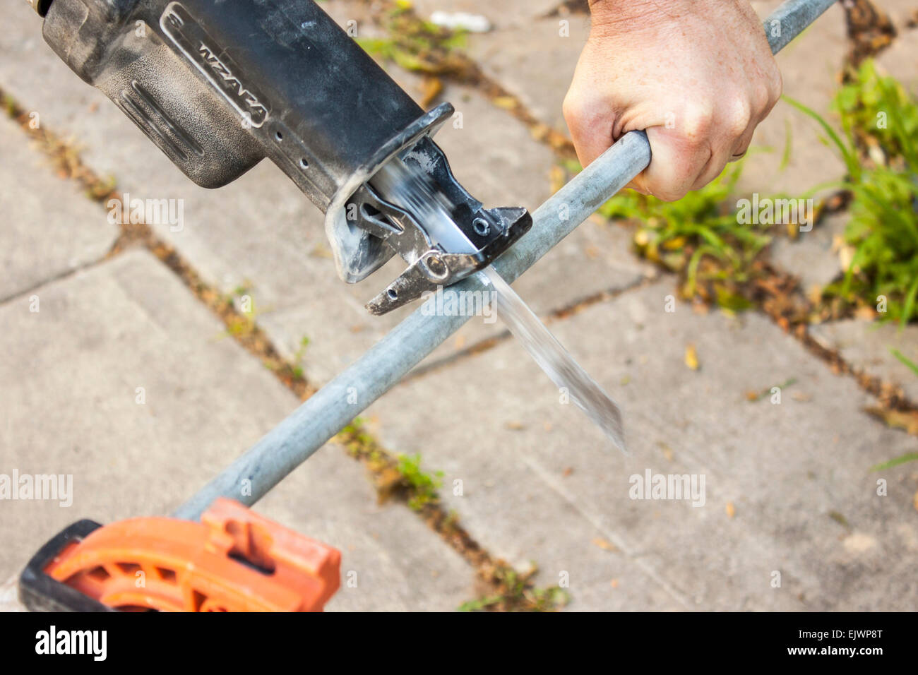 cutting aluminum pipe Stock Photo Alamy