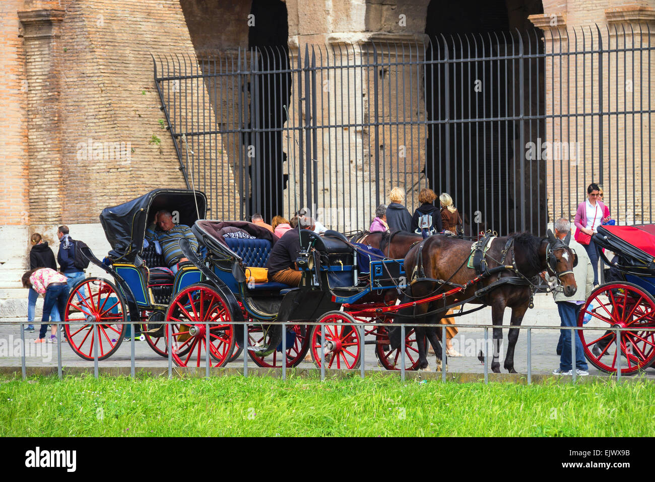 Family on Horse Pulled Cart in Cordoba City, Argentina Editorial Stock  Photo - Image of neighborhood, family: 192831243