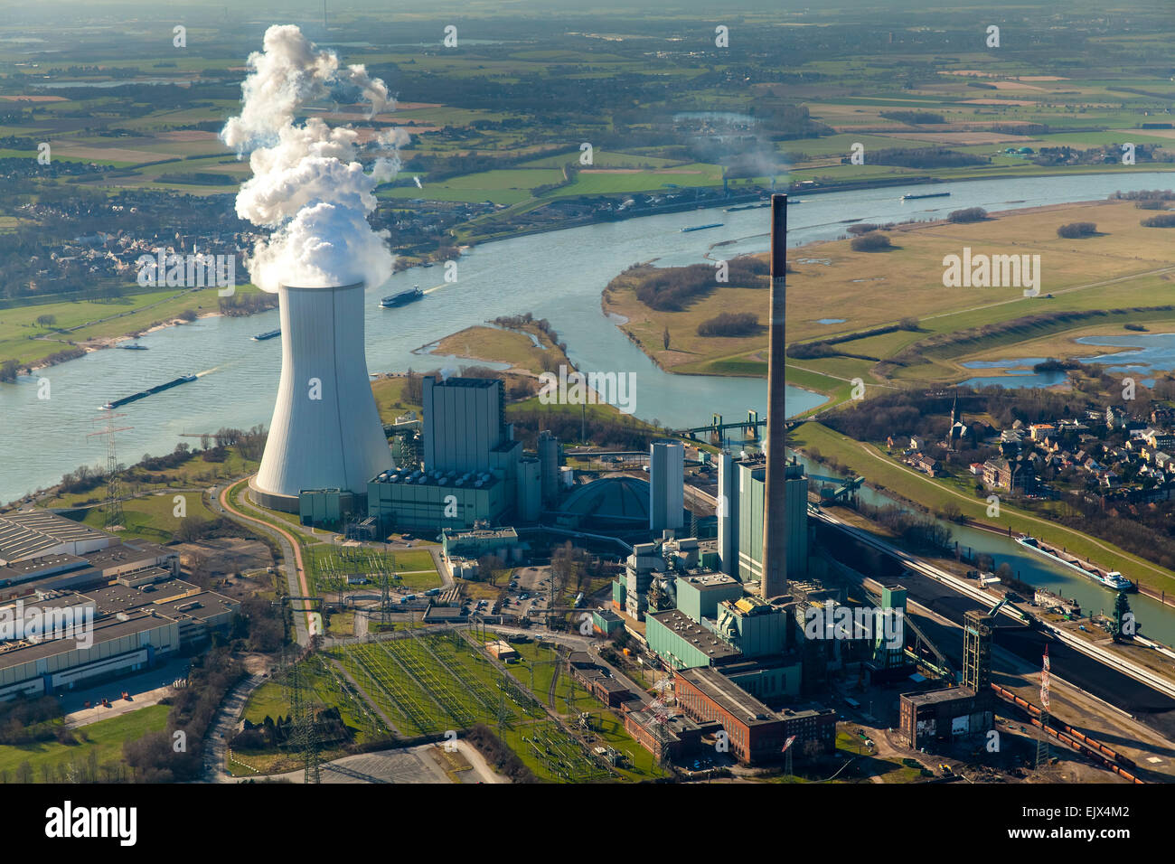 Walsum power plant with cooling tower and clouds of smoke, STEAG power plant VI, Duisburg-Walsum, coal plant, Duisburg Stock Photo