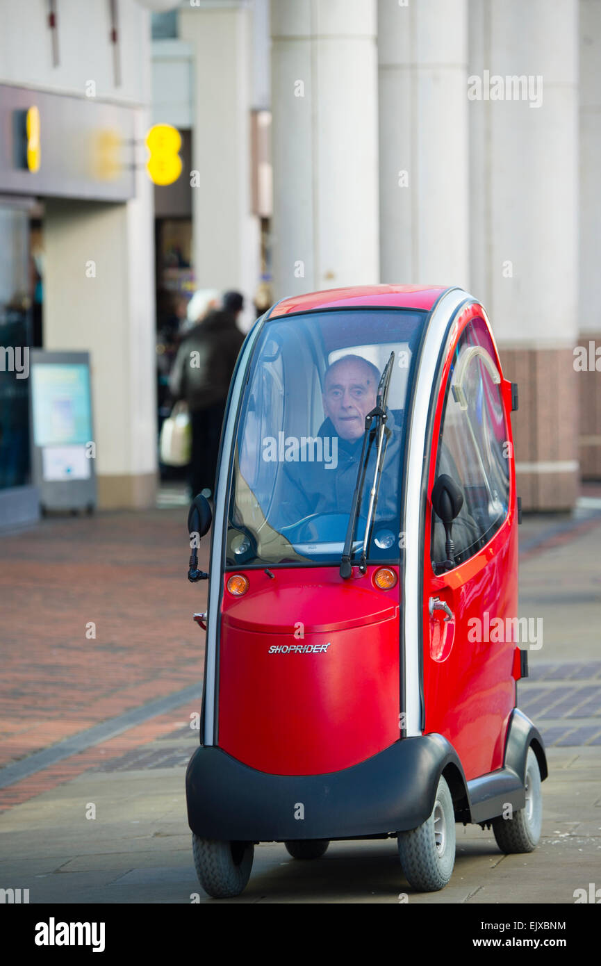 Enclosed disability scooter hires stock photography and images Alamy