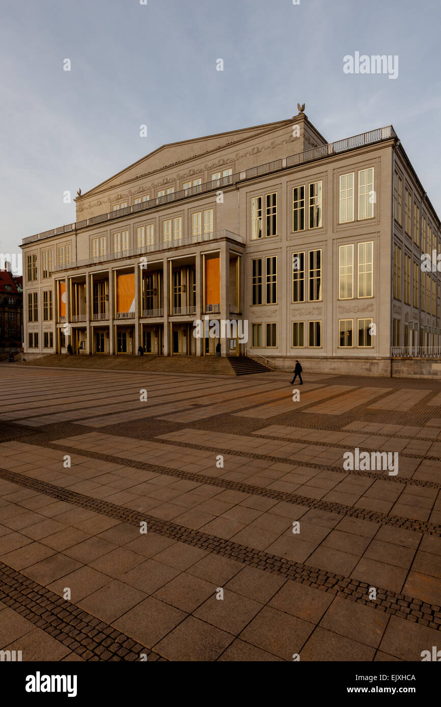 Germany, Leipzig, opera house at Augustusplatz Stock Photo Alamy