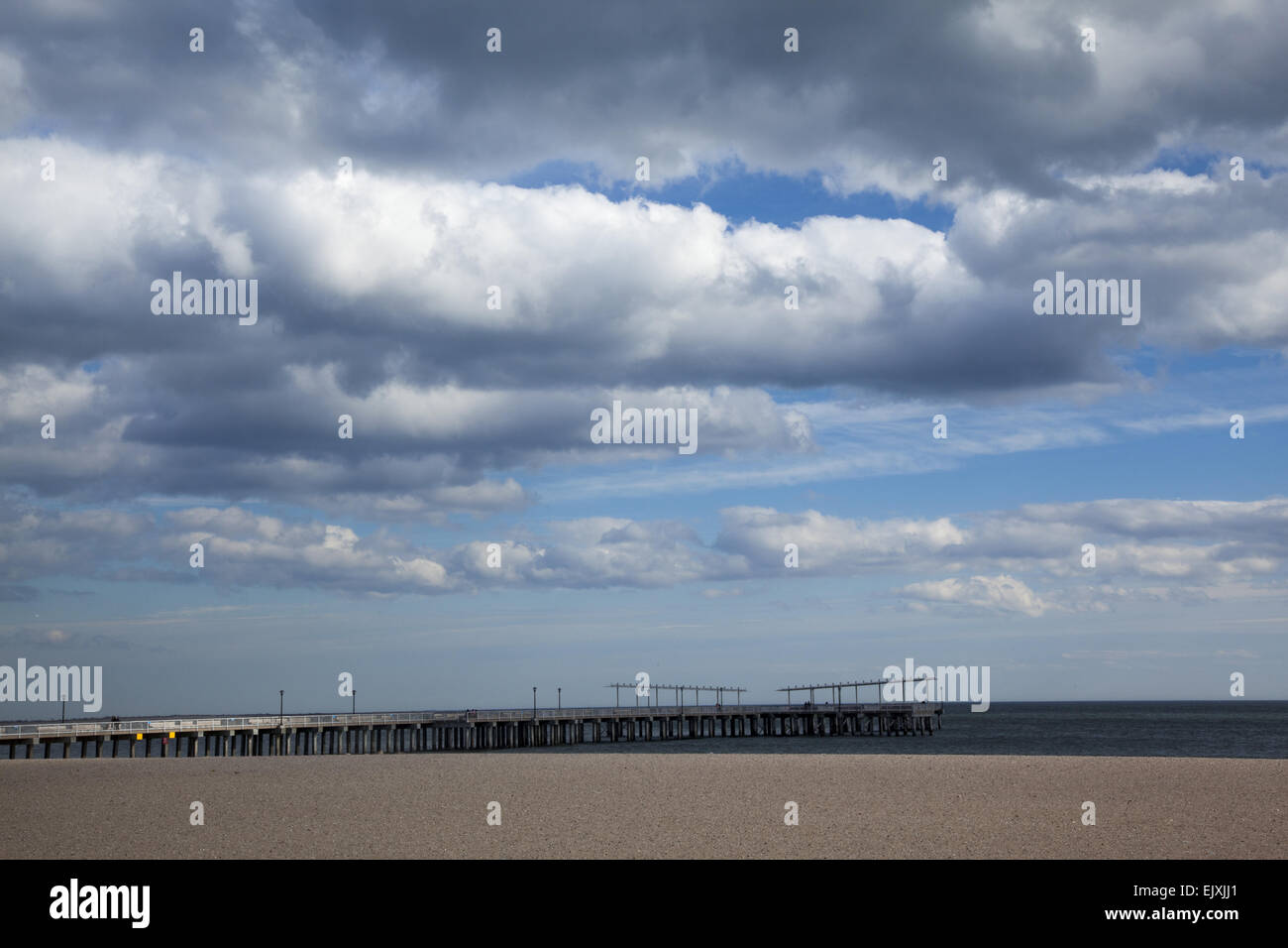Coney island pier hi-res stock photography and images - Alamy
