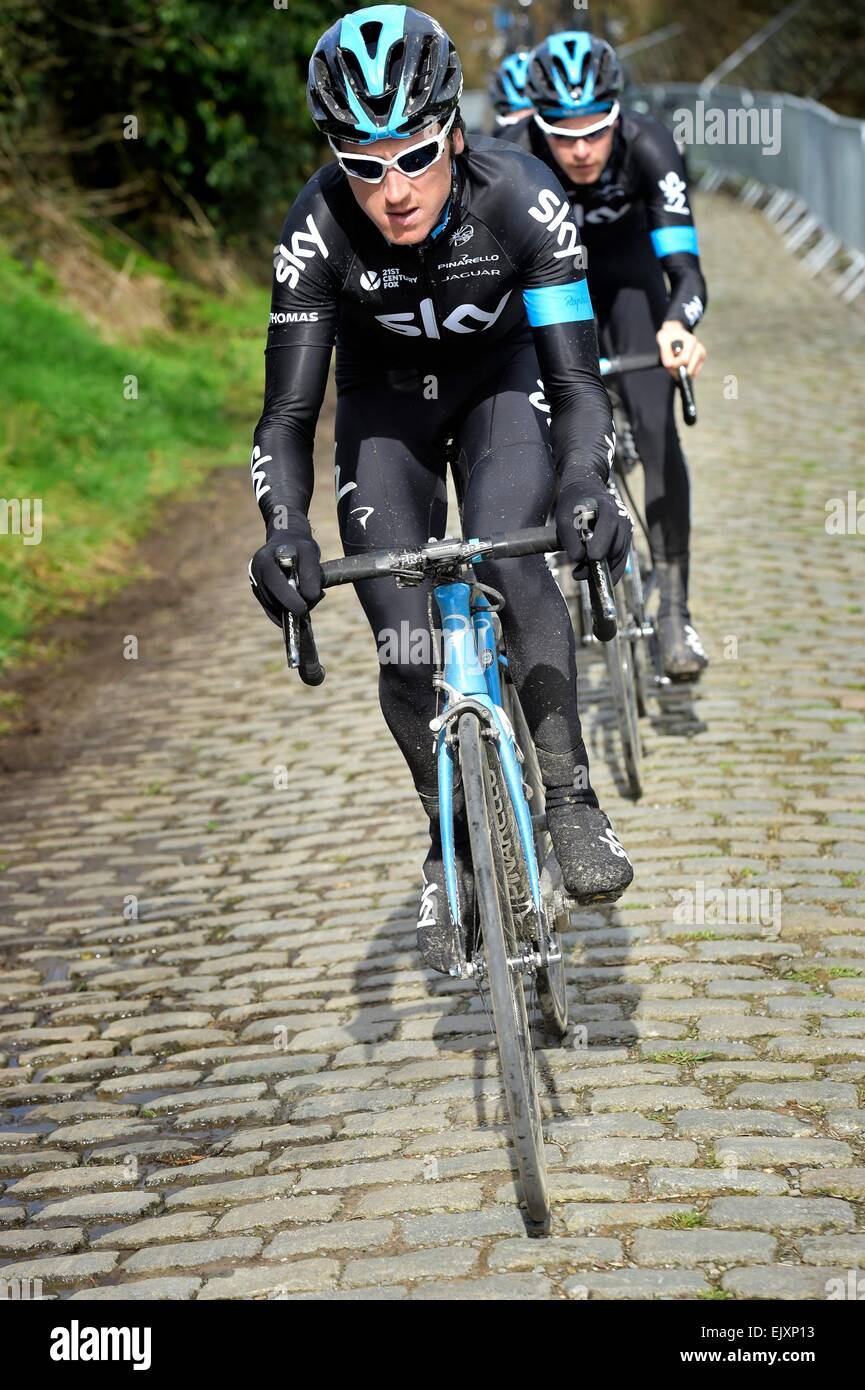 Flanders Belgium 2nd April 15 Team Sky Cycling Team Practises Before The Tour De Flanders Event Geraint Thomas Team Sky Puccio Salvatore Team Sky And Rowe Luke Team Sky Credit Action Plus