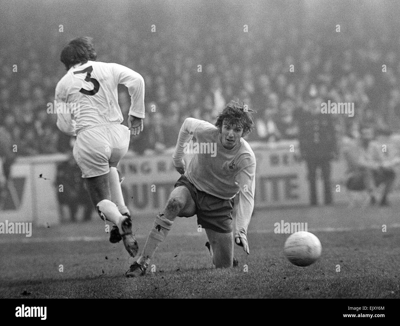FA Cup Quarter Final match at Elland Road. Leeds United 2 v Tottenham Hotspur 1. Action during the match. 18th March 1972. Stock Photo