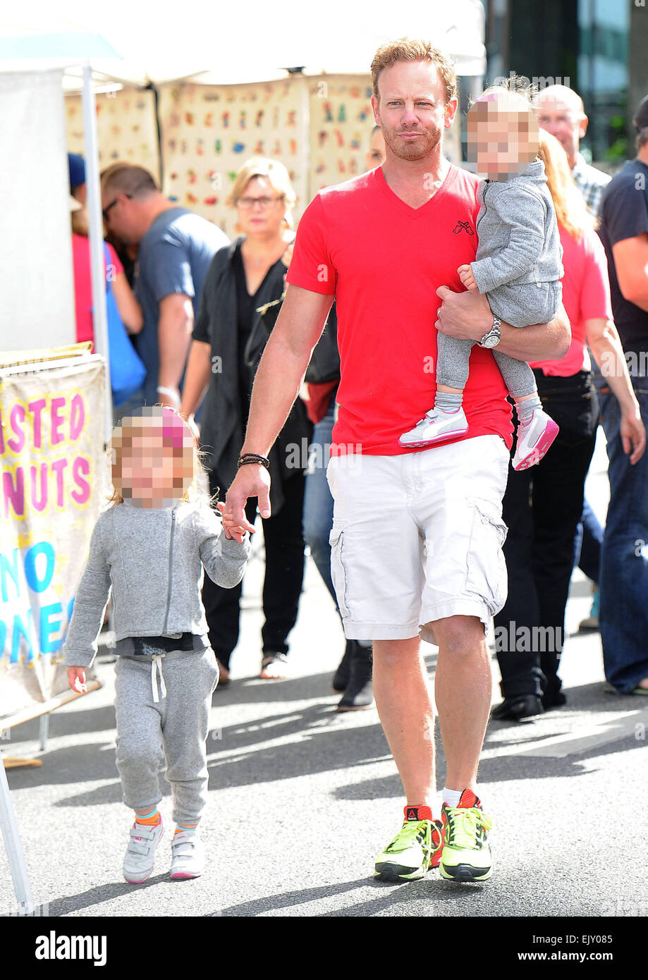 Ian Ziering takes his two daughters, Penna and Mia to the Farmers