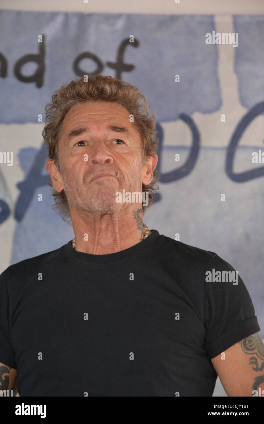 Peter Maffay approx. 500 people at his Finca as a