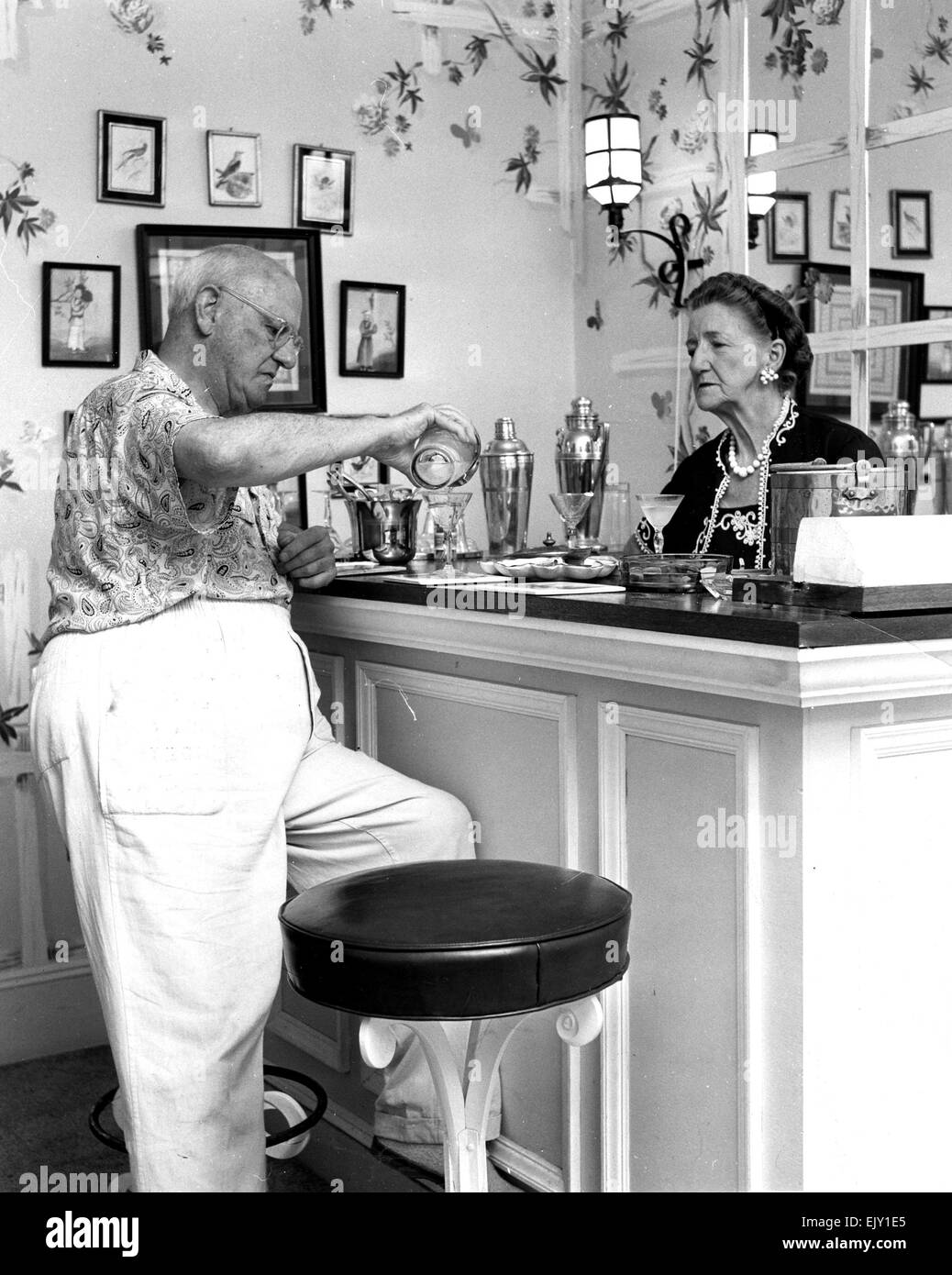 P.G.WODEHOUSE (1881-1975) English humourist with wife Ethel at their home in Basket Neck Lane, Remsenburg, New York, about 1956. Photo: Graphic House 6640J Stock Photo