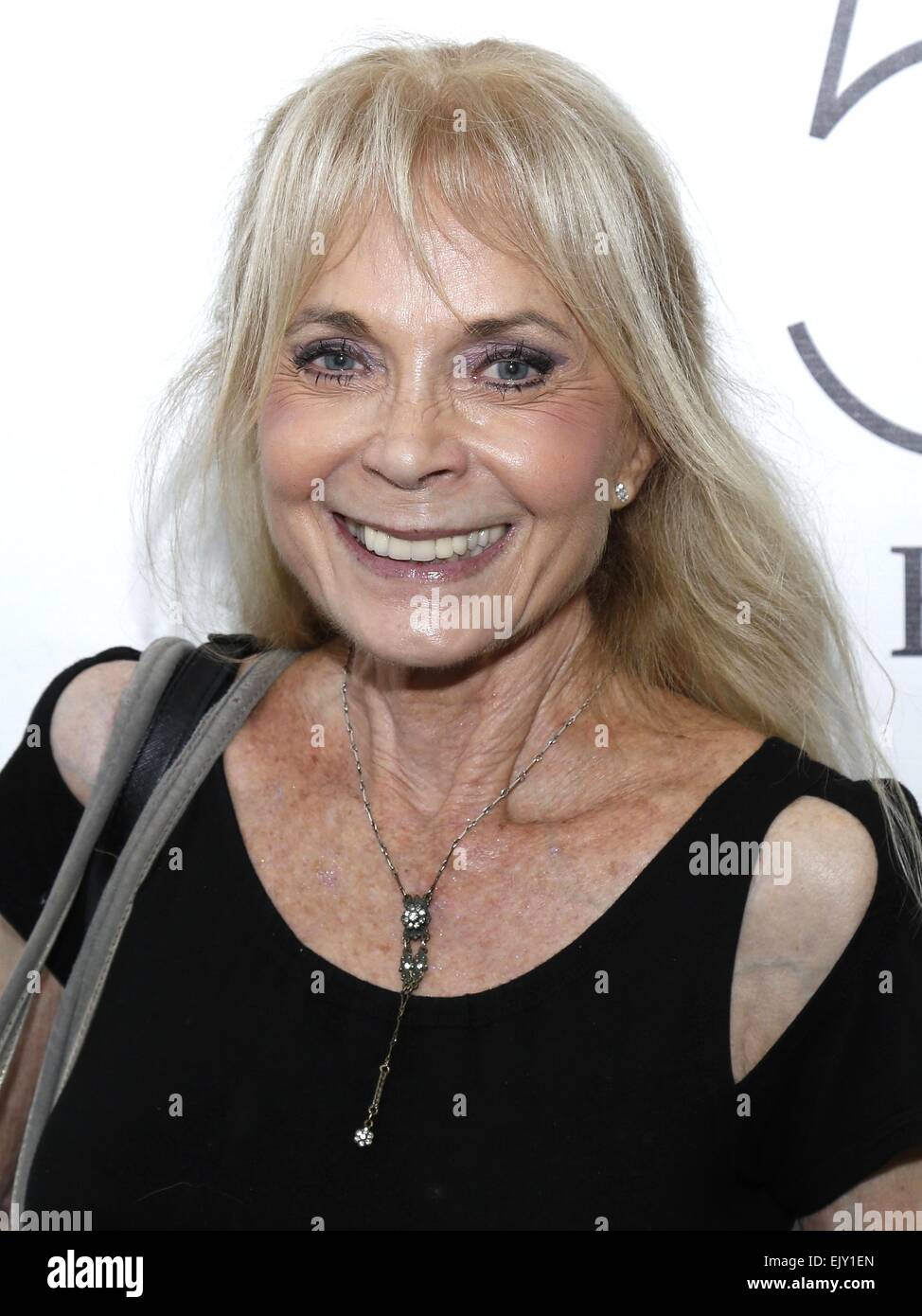 Dorothy Dell forecasting Jan Maxwell recommendations