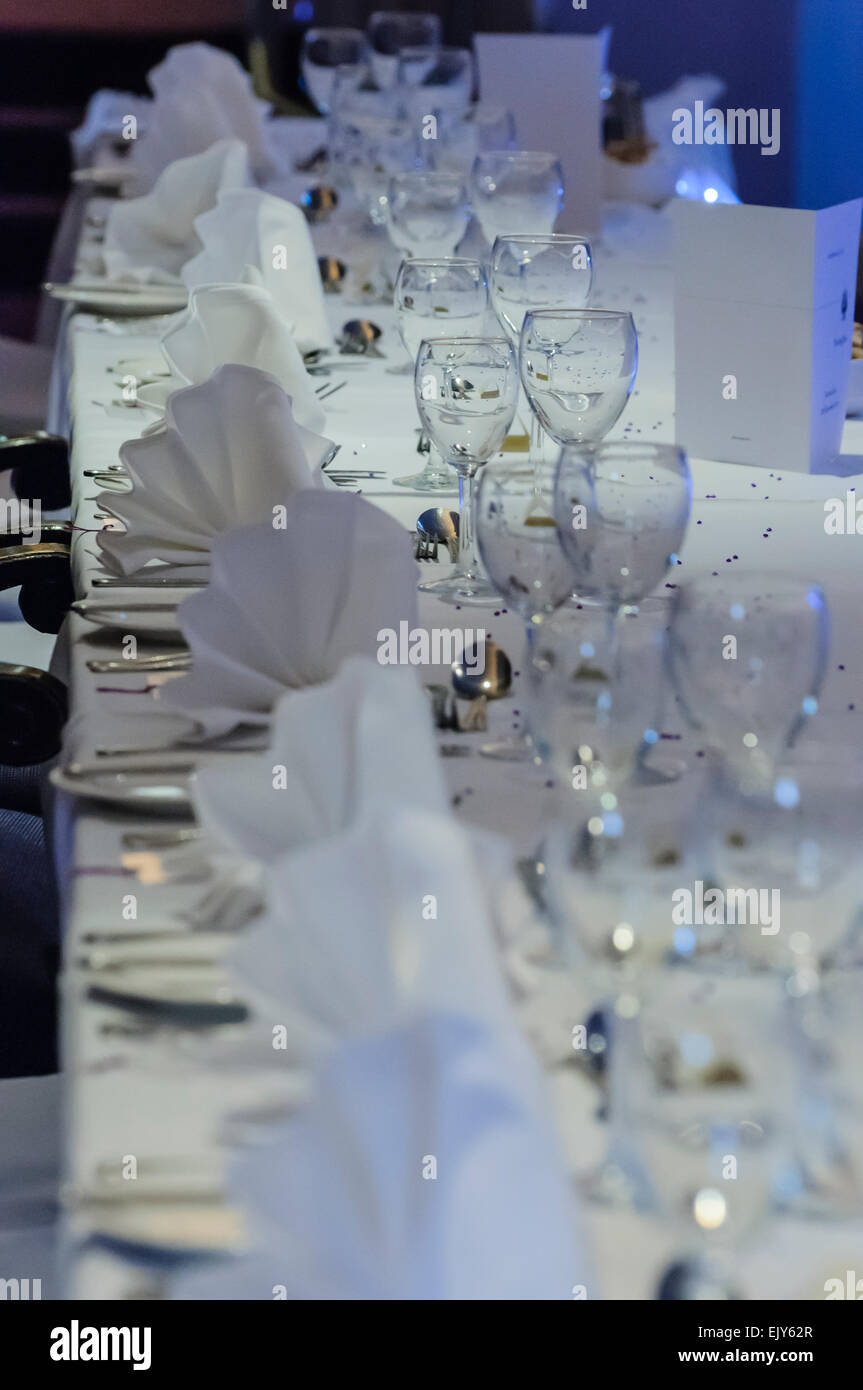 Top table setting at a wedding reception Stock Photo Alamy