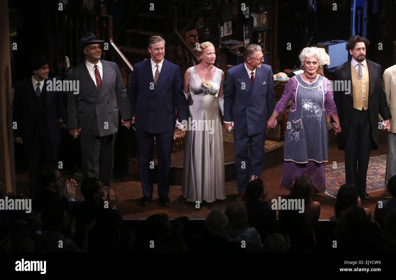 Opening night of You Can't Take It With You at the Longacre Theatre - Curtain Call. Featuring: Joe Tapper,Austin Durant,Karl Kenzler,Johanna Day,Byron Jennings,Elizabeth Ashley,Reg Rogers Where: New York, New York, United States When: 28 Sep 2014 Stock Photo