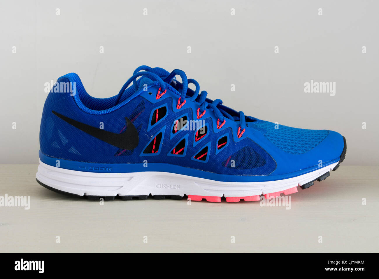 Nike Vomero 9 running shoe, new, side view Stock Photo - Alamy