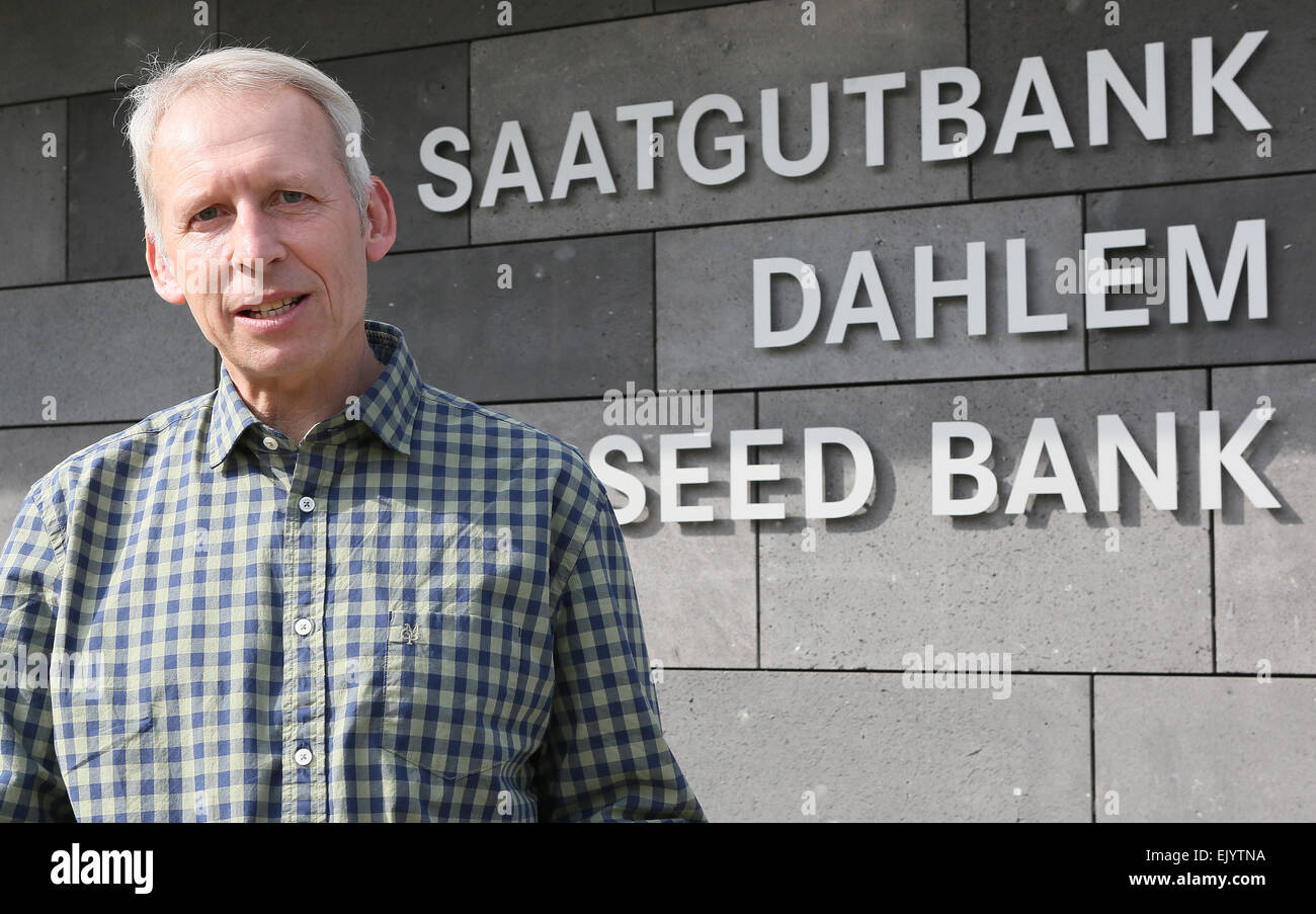 Saatgutbank hi-res stock photography and images - Alamy