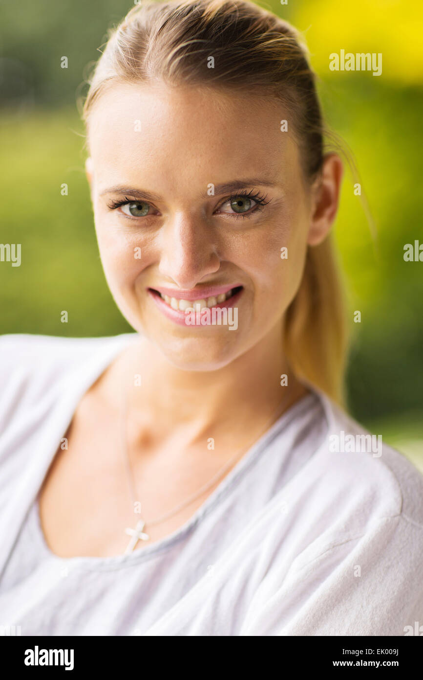 Gorgeous young woman posing hi-res stock photography and images - Alamy