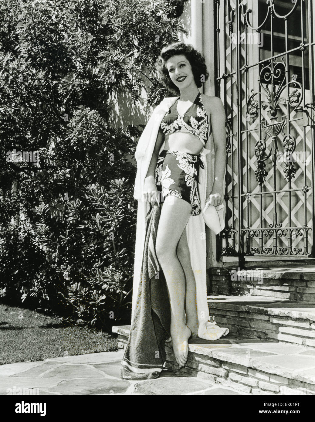 LORETTA YOUNG (1913 2000) Promotional photo of US film actress Stock