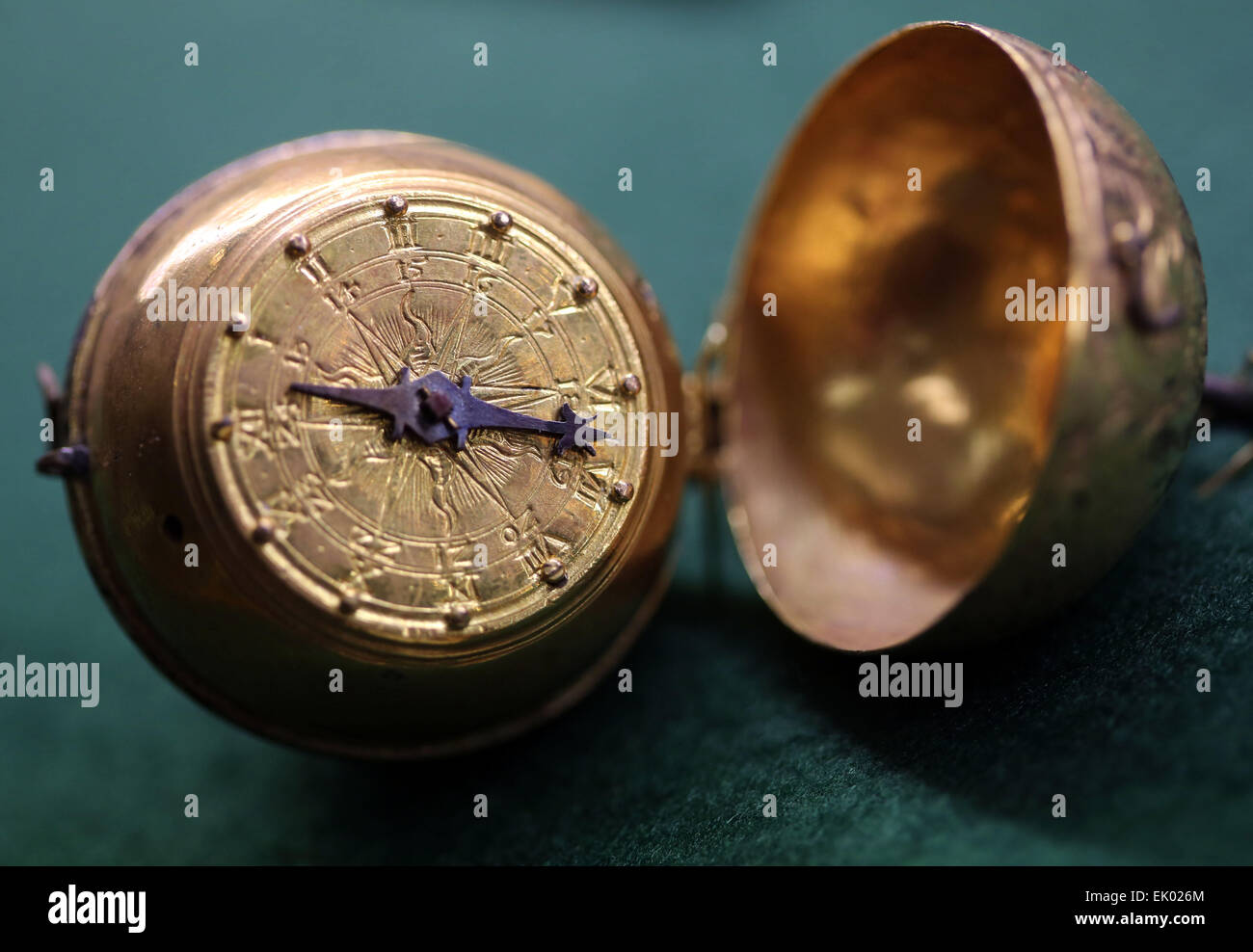 Wuppertal, Germany. 5th Mar, 2015. A historical pocket watch at the Uhrenmuseum (clock museum) in Wuppertal, Germany, 5 March 2015. Photo: Oliver Berg/dpa/Alamy Live News Stock Photo