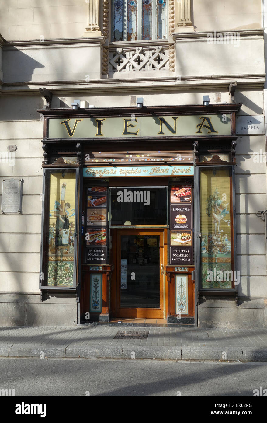 Entrance to bar restaurant popular with tourists on Las Ramblas, Barcelona,  Catalonia, Spain Stock Photo - Alamy