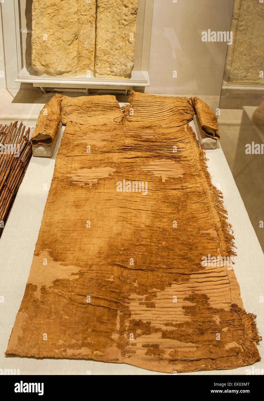 Italy Piedmont Turin Egyptian Museum  new staging - Second Floor -  linen tunic  found to Assiut (2435 -2118 BC ) Stock Photo