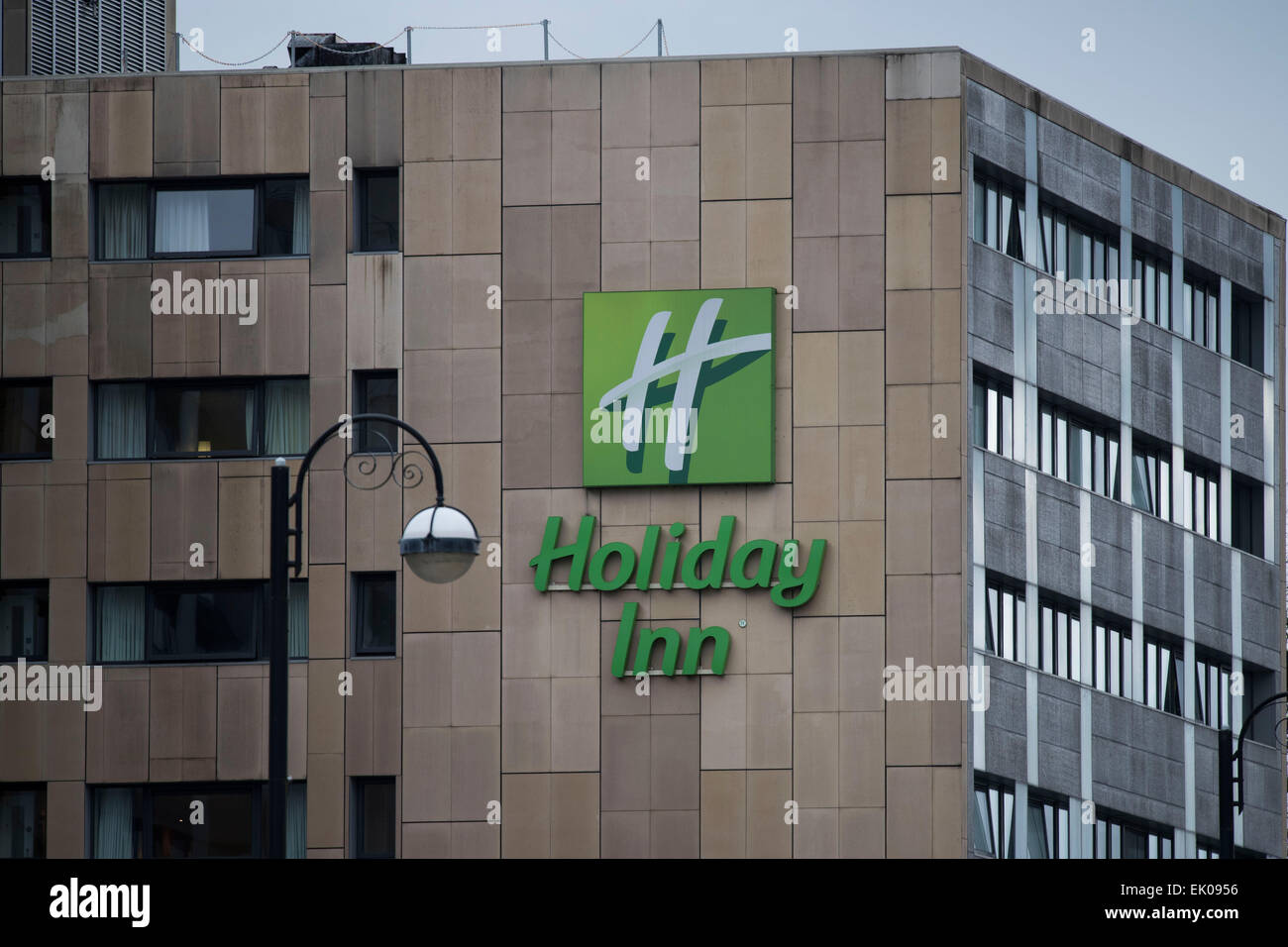 Exterior of a Holiday Inn hotel Stock Photo - Alamy