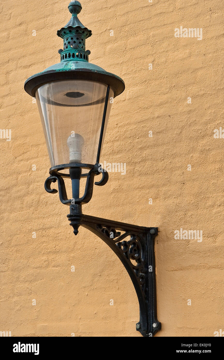 Vintage Outdoor Lamp High Resolution Stock Photography and Images - Alamy