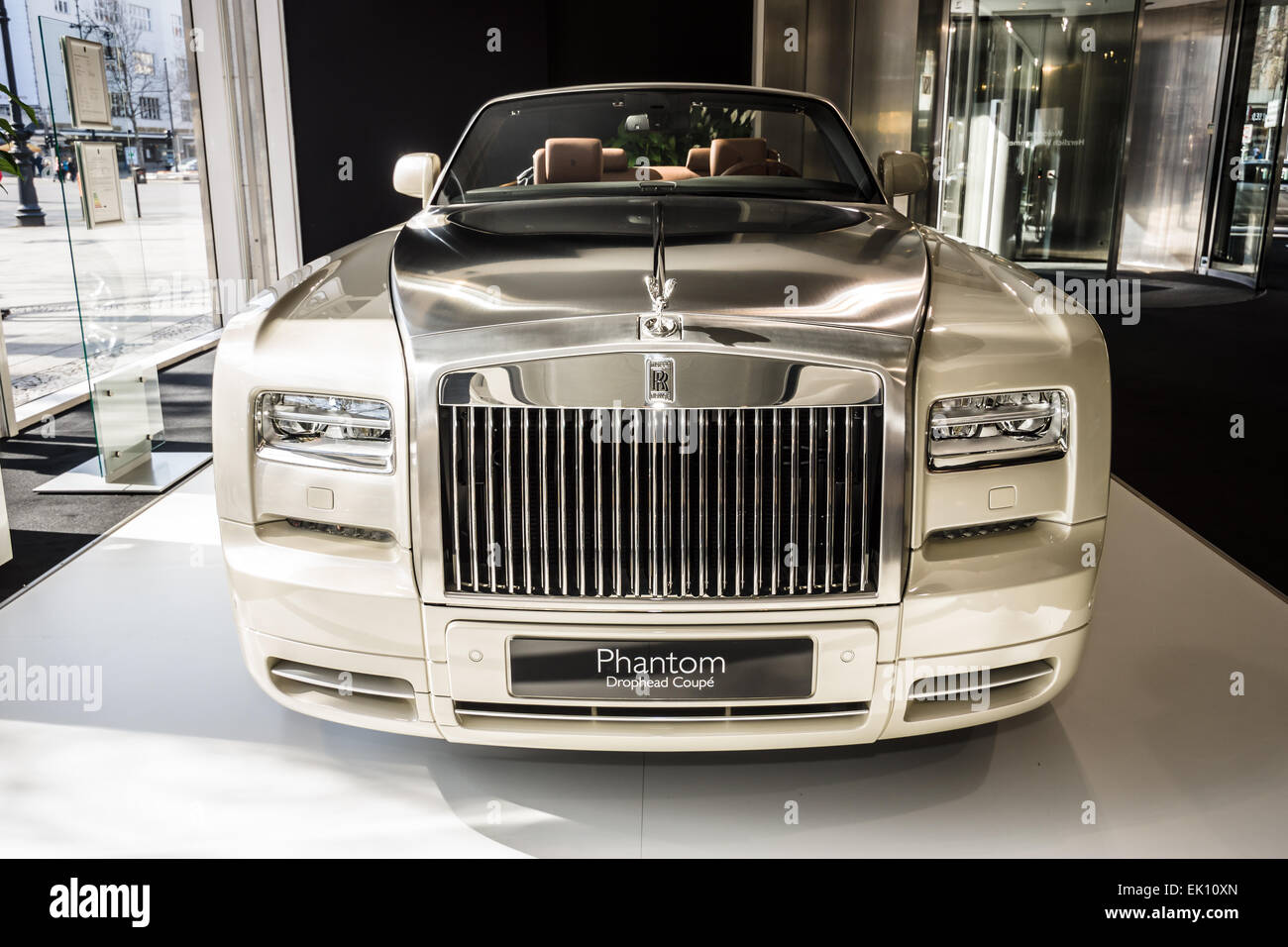 Showroom RollsRoyce tại Hà Nội đóng cửa sau 7 năm hoạt động