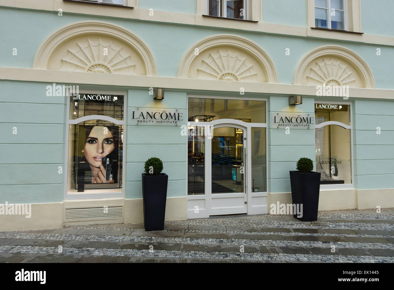 Lancome boutique. Lancome Paris is a French luxury perfumes and cosmetics  house that distributes products internationally Stock Photo - Alamy