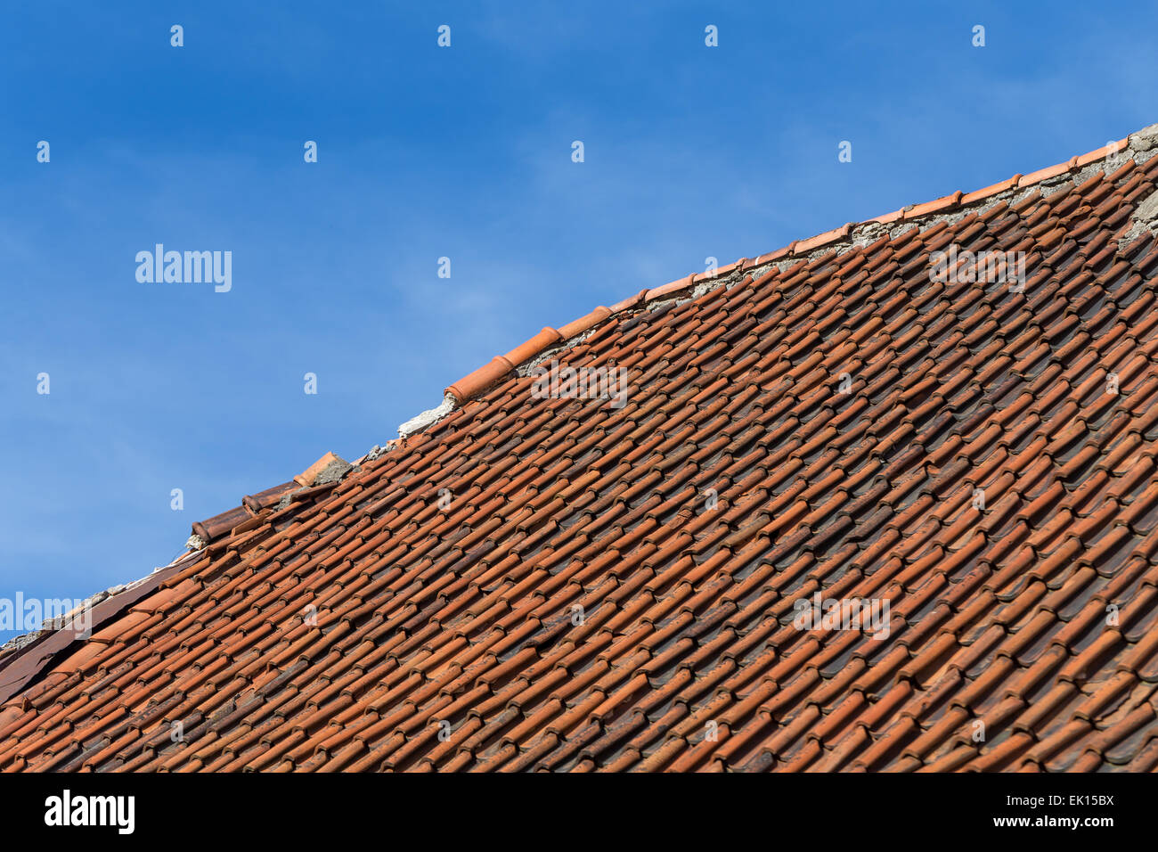 Broken terracotta tile hi-res stock photography and images - Alamy