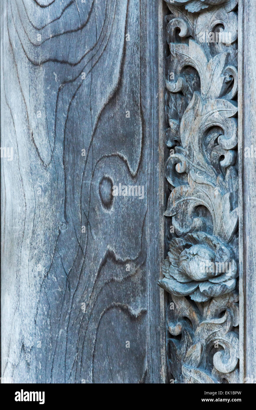 Japanese wood carving hi-res stock photography and images