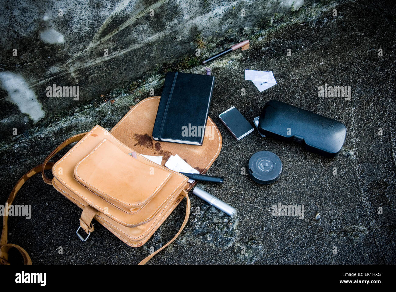 stolen purse Stock Photo - Alamy