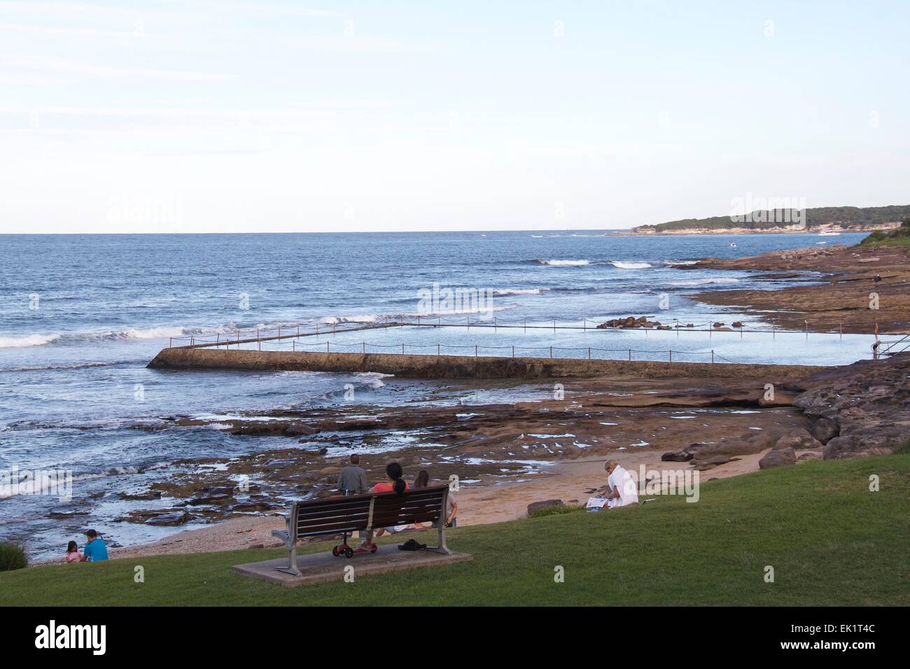 Cronulla beach rock pool hi-res stock photography and images - Alamy