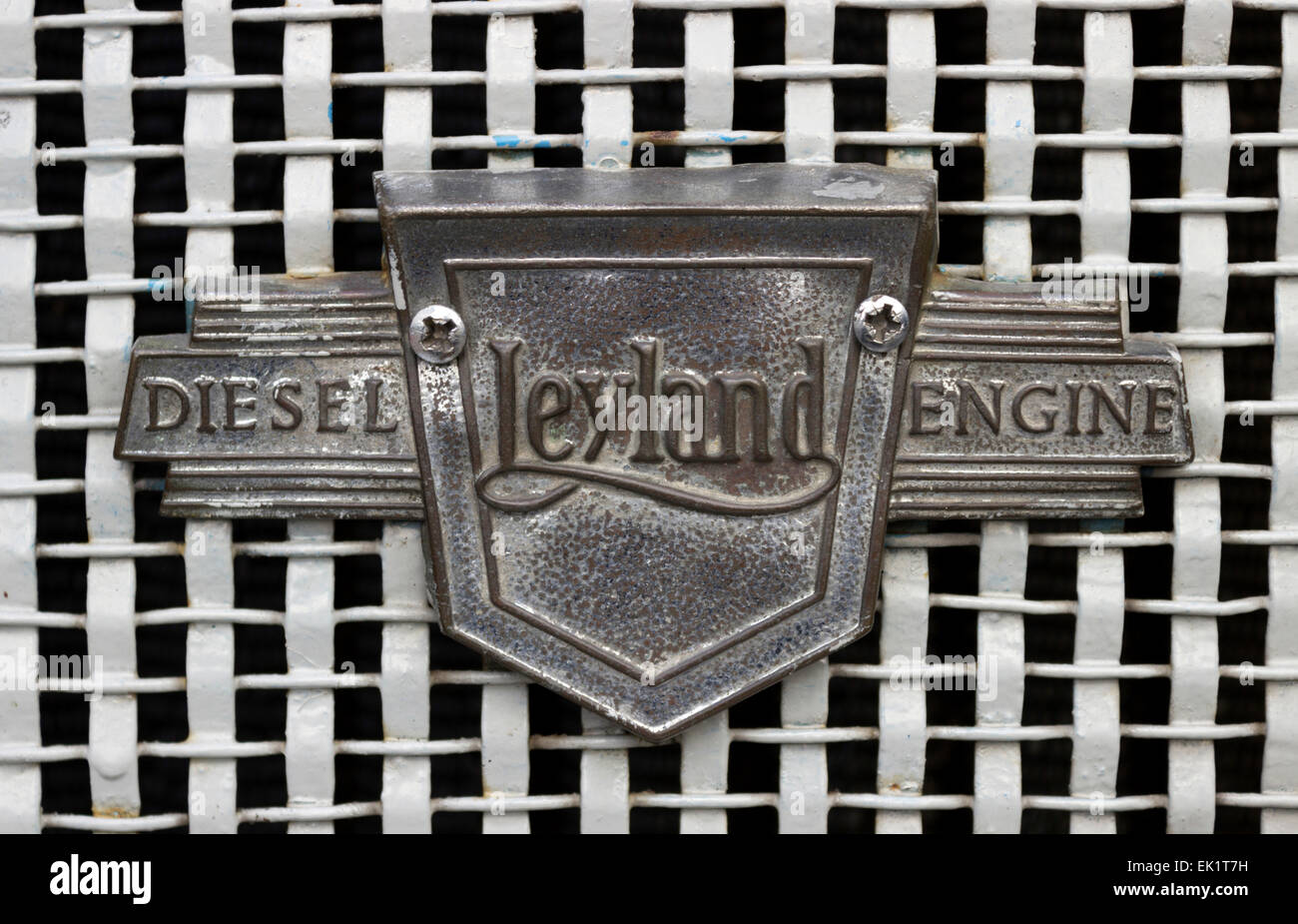 Premium Scania Logo Metal Sign Hand Finished Wall GARAGE LORRY TRUCK CREST badge Premium Scania Logo Metal Sign Hand Finished Wall GARAGE LORRY TRUCK CREST badge