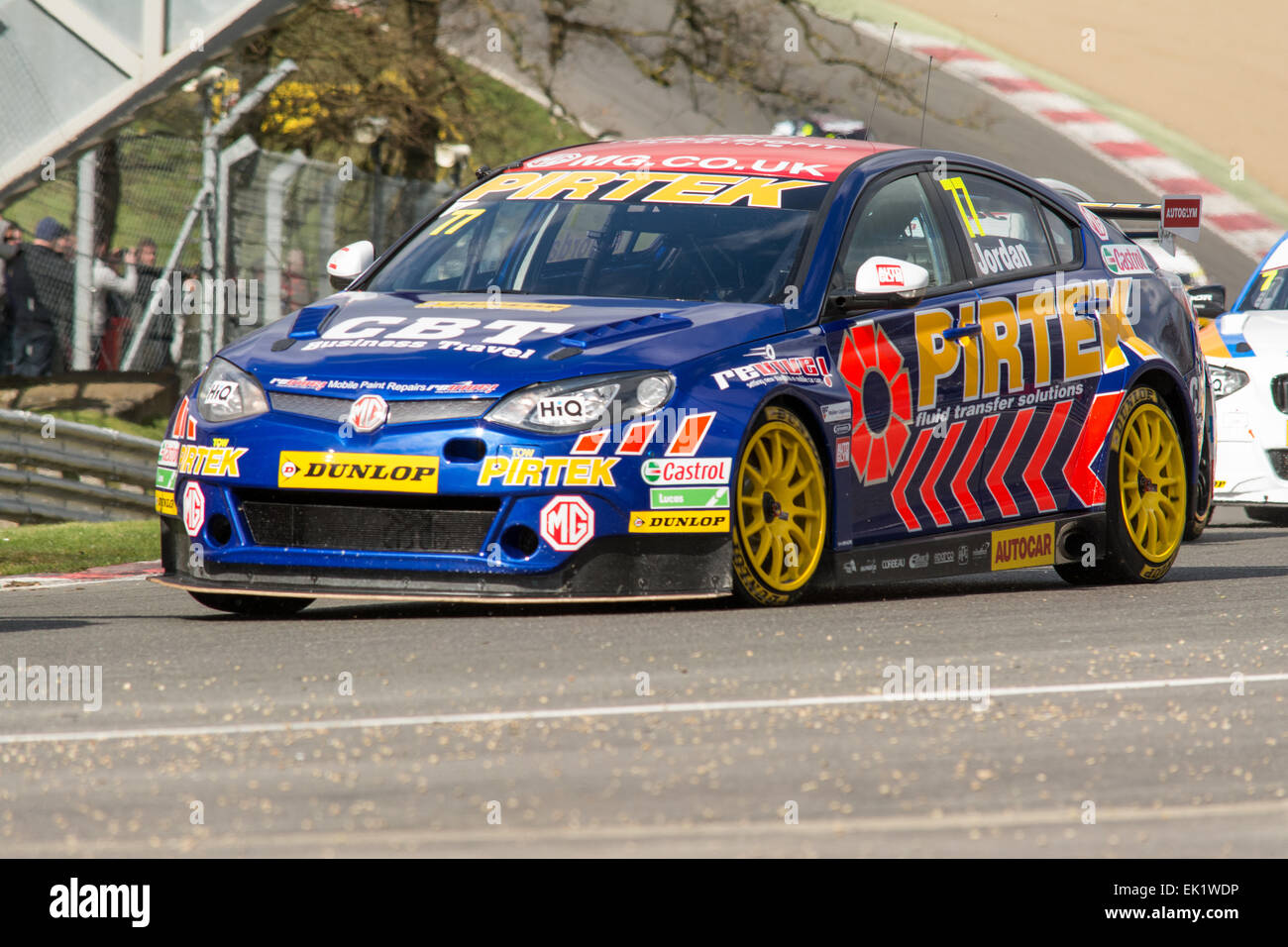 Brands Hatch, Fawkham, Longfield, UK. 5th April, 2015. Andrew Jordan and MG 888 Racing MG 6GT drives during the Dunlop MSA British Touring Car Championship at Brands Hatch. Credit:  Gergo Toth/Alamy Live News Stock Photo