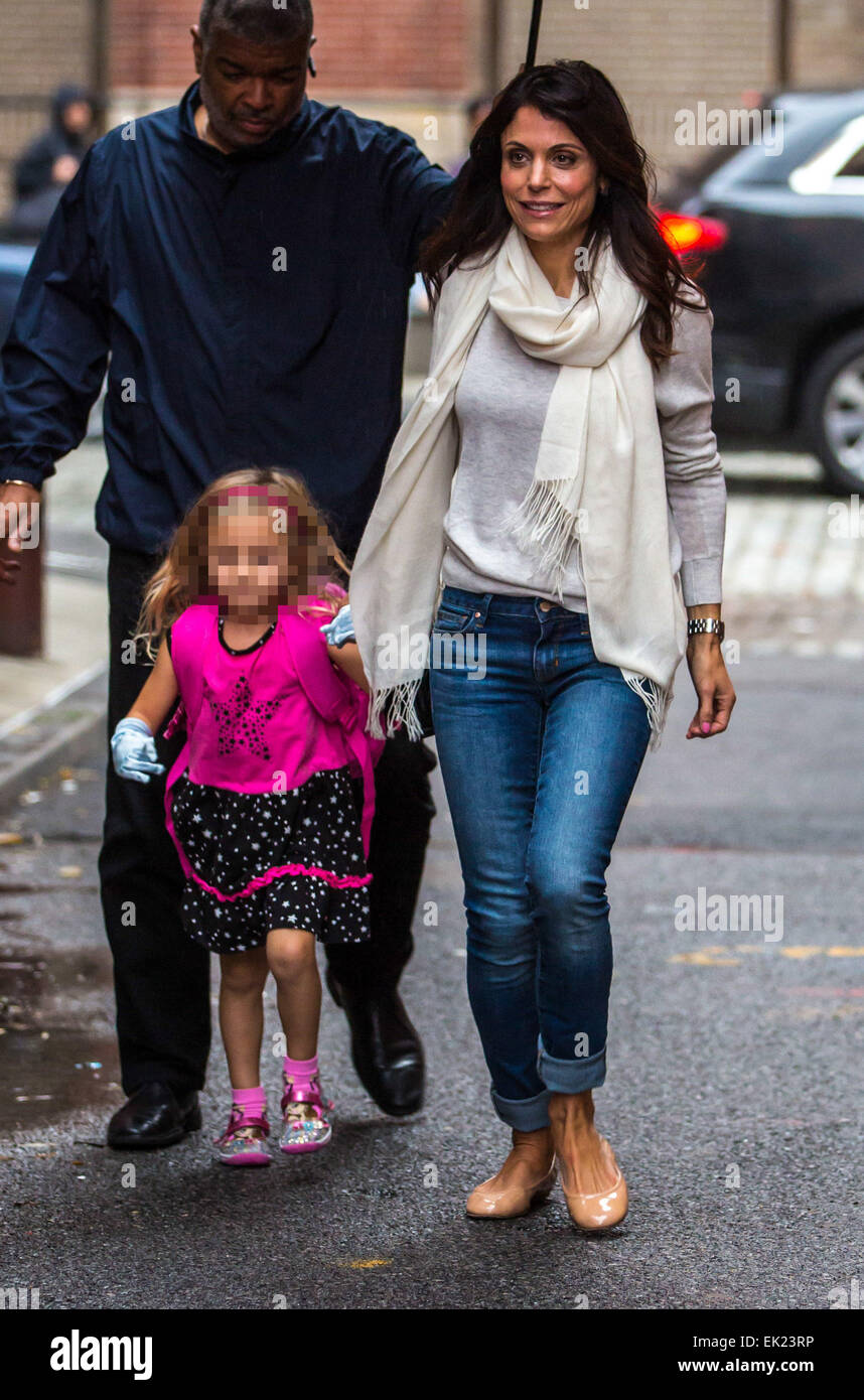 Bethenny Frankel picks up her daughter Bryn from school Featuring
