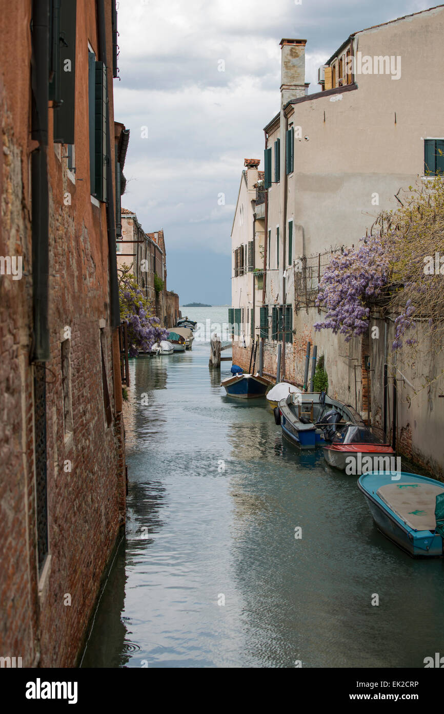 Venice boat boats hi-res stock photography and images - Alamy