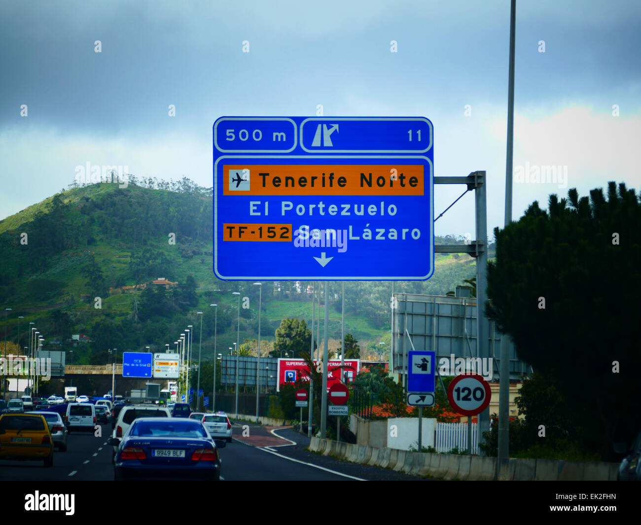Traffic sign airport Puerto de la Cruz Tenerife island Canary islands Spain  Stock Photo - Alamy