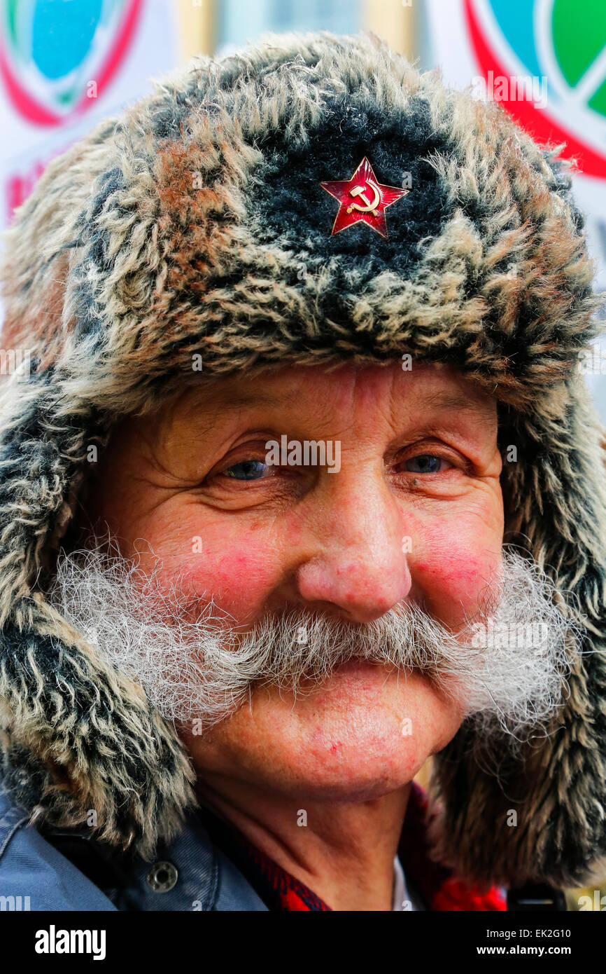 Russian fur cap hi res stock photography and images Alamy