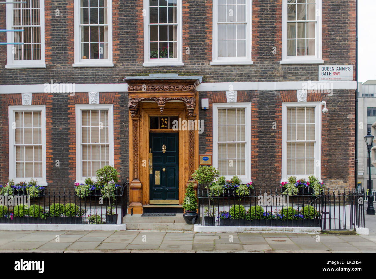 Doorway and House, Queen Anne's Gate, London Stock Photo Alamy