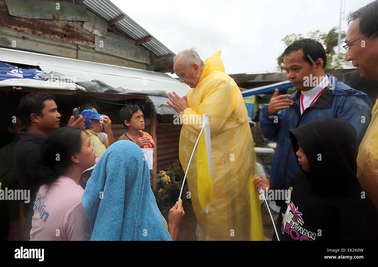 Typhoon yolanda hi-res stock photography and images - Alamy