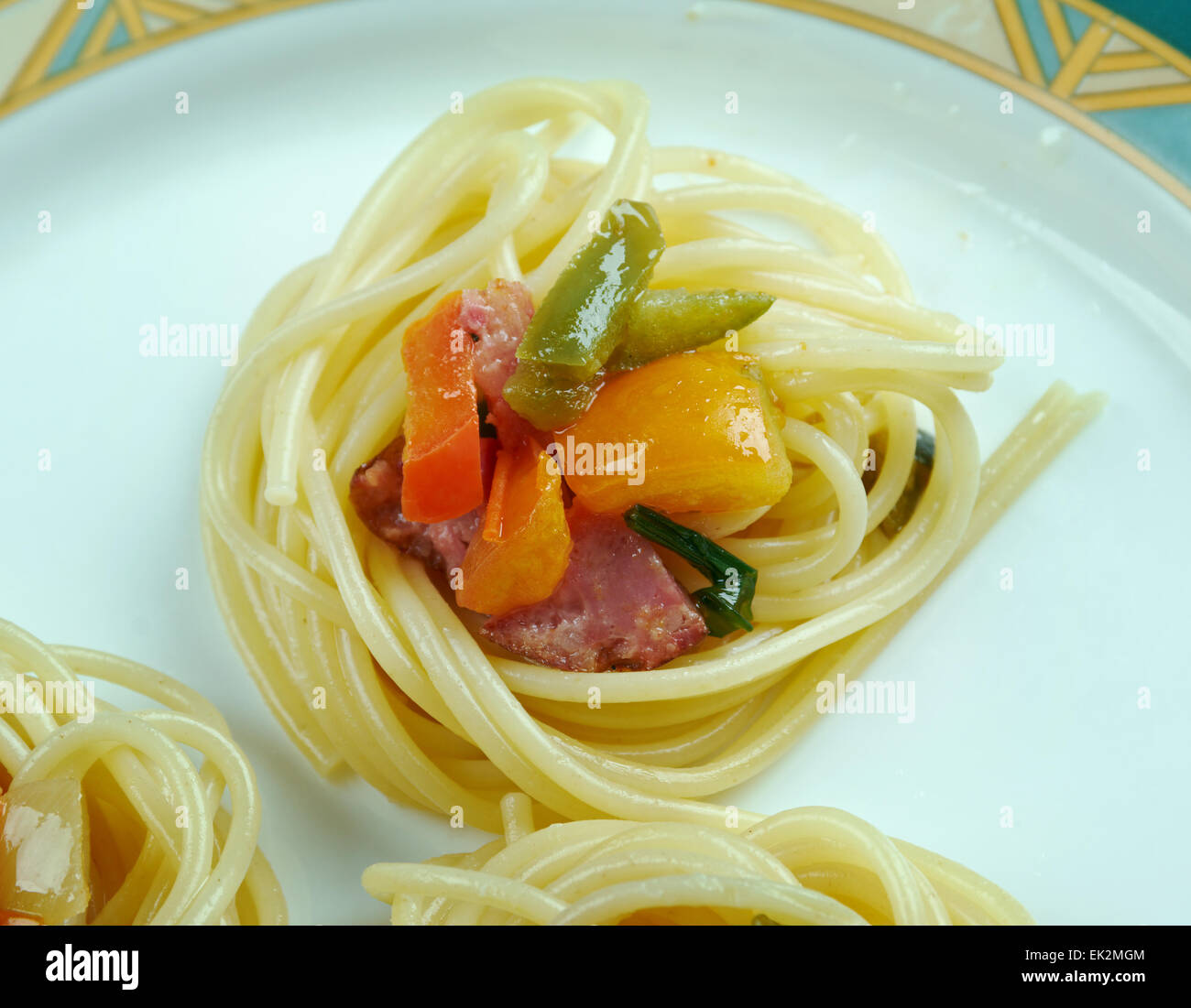 spiral squash spaghetti noodles with sausage and vegetable sauce Stock