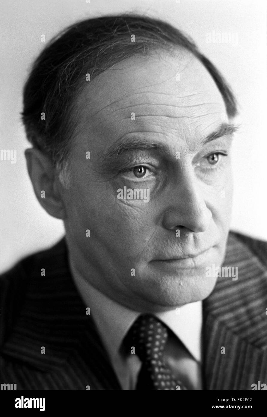 Vyacheslav Tikhonov: Filmography, biography and photos Vyacheslav Tikhonov: Filmography, biography and photos