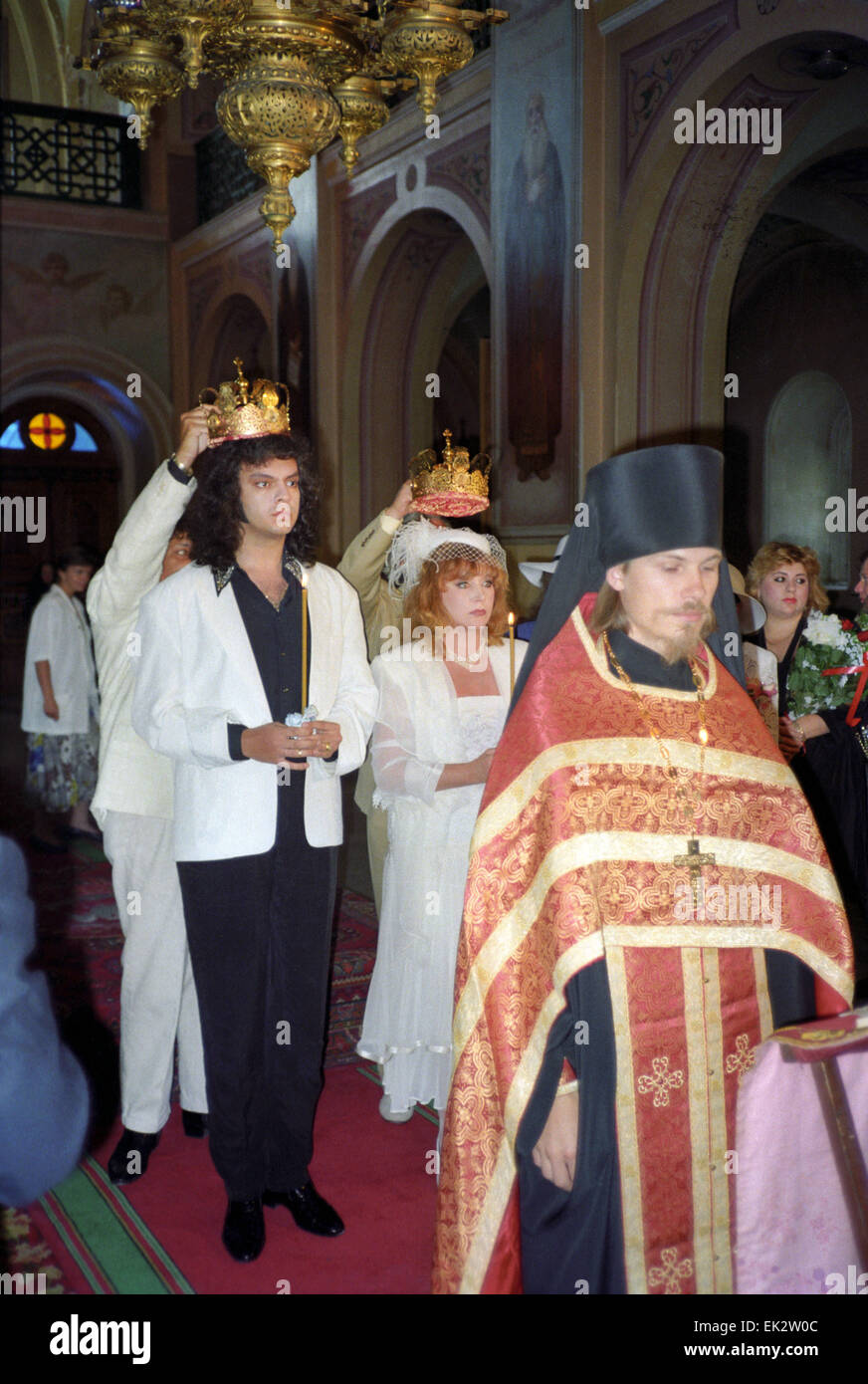 Alla Pugacheva on the first wedding ceremony: Bes beguiled on 11/18/2017 87 Alla Pugacheva on the first wedding ceremony: Bes beguiled on 11/18/2017 12