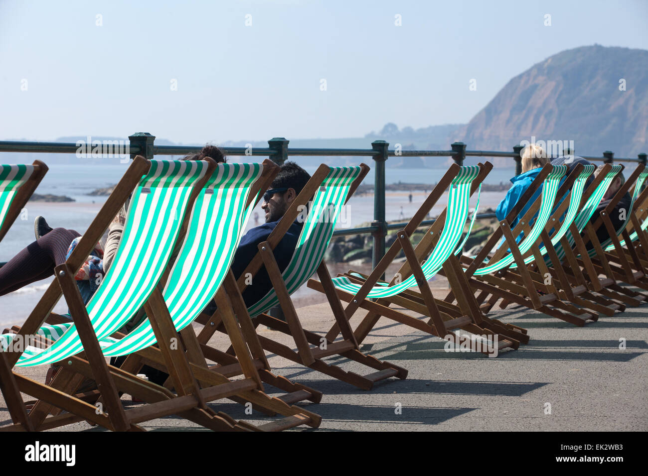 Sidmouth. Devon, UK. 06th Apr, 2015. With temperatures soaring into the mid 60's, tourists flocked to spend Easter Monday on the seafront at Sidmouth, Devon. Credit:  Photo Central/Alamy Live News Stock Photo