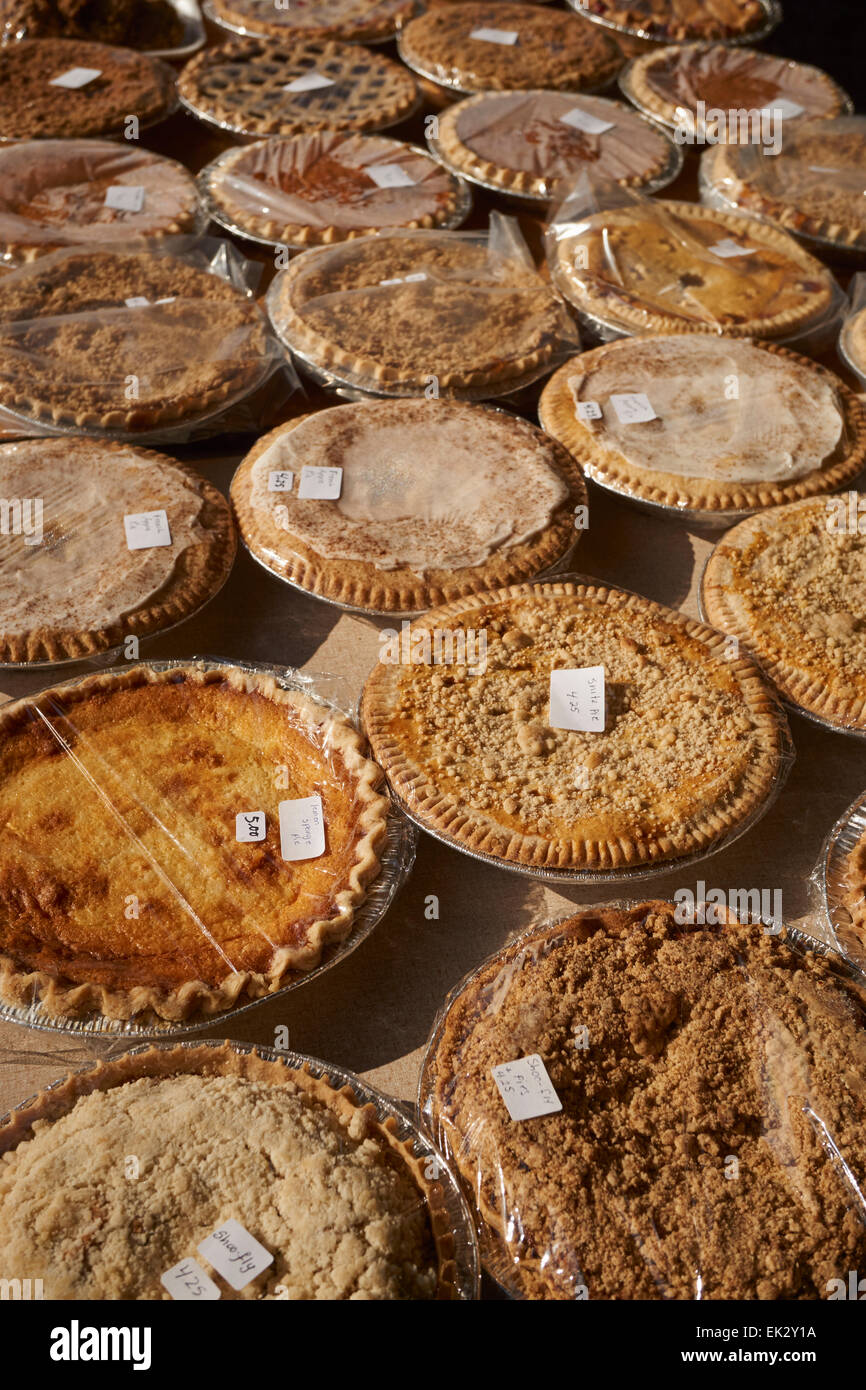 Whole pies at an Amish bake sake, Wakefield, Lancaster County, Pennsylvania, USA Stock Photo
