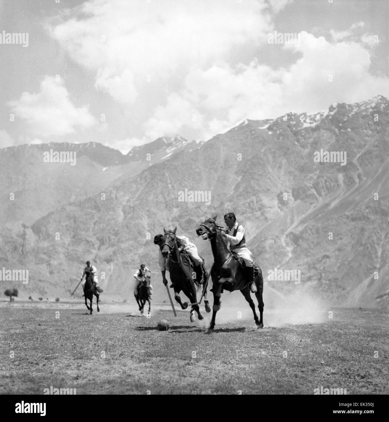 Tajik Ssr High Resolution Stock Photography and Images Alamy